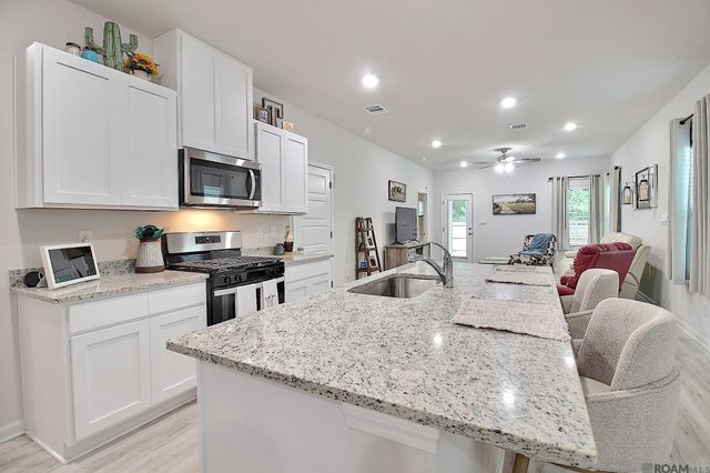 937 Renova Drive, Baton Rouge, LA 70820