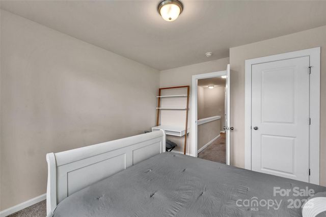 231 Hoskins Avenue Drive, Charlotte, NC 28208