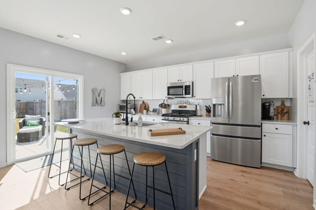 221 Wood Sage Run, Summerville, SC 29485