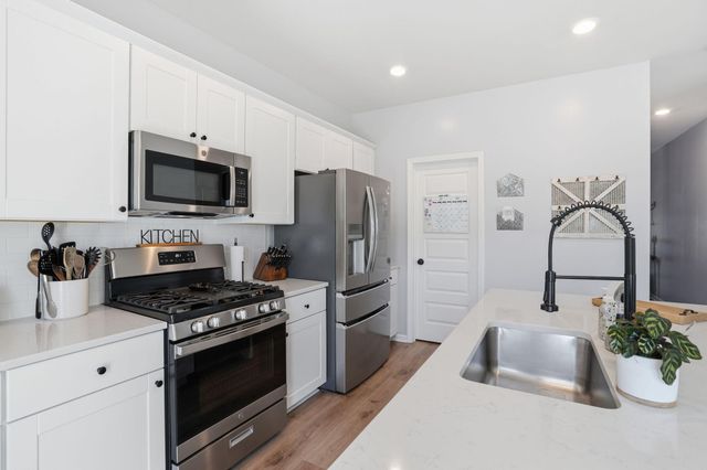 221 Wood Sage Run, Summerville, SC 29485