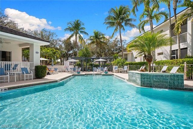 3471 Pointe Creek CT 206, Bonita Springs, FL 34134