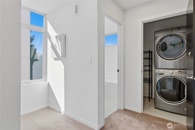 2033 NW 65th Street, Seattle, WA 98117