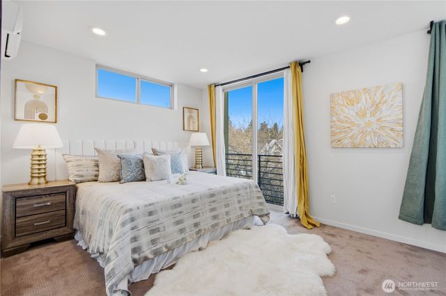 2033 NW 65th Street, Seattle, WA 98117