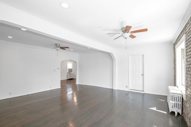 235 N ARDMORE Avenue, Villa Park, IL 60181