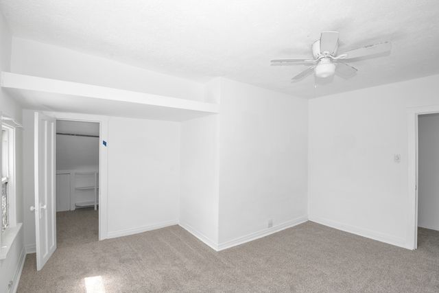 235 N ARDMORE Avenue, Villa Park, IL 60181