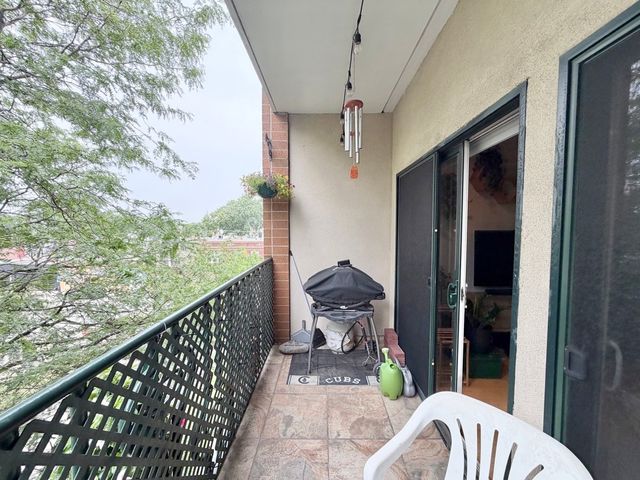 4625 W Lawrence Avenue 401, Chicago, IL 60630