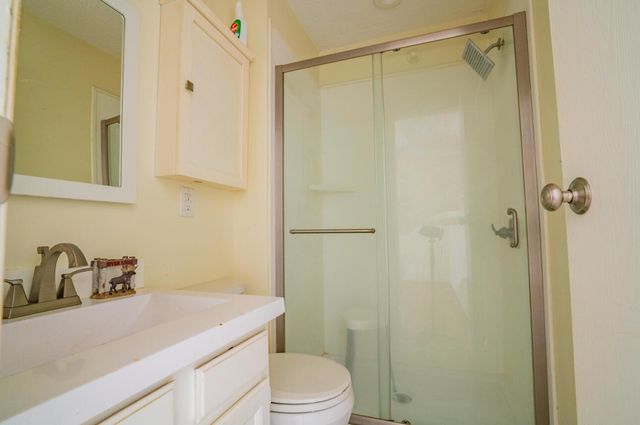 181 Shawnee Drive, Vanceburg, KY 41179