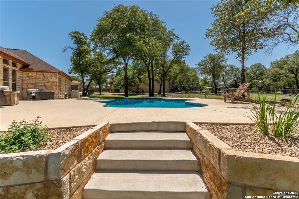 113 Shelby, Adkins, TX 78101