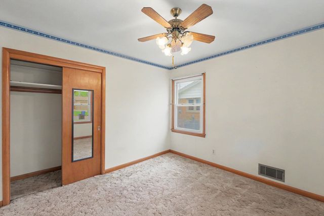 1228 N Georgie Ave, Derby, KS 67037