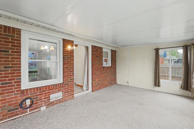 1228 N Georgie Ave, Derby, KS 67037