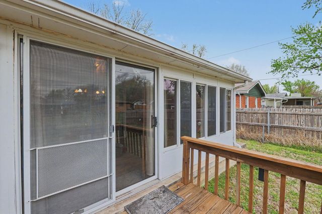 1228 N Georgie Ave, Derby, KS 67037