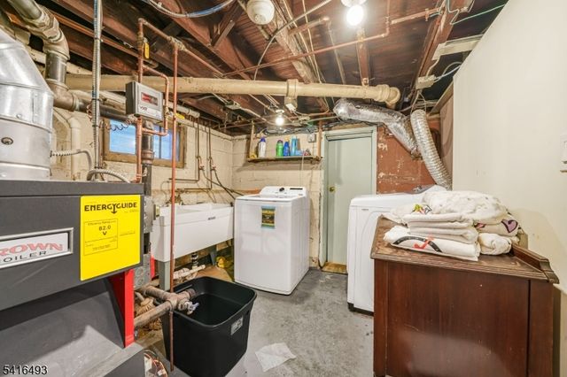 15 Donald Pl, Elizabeth City, NJ 07208