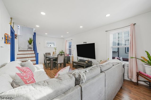 15 Donald Pl, Elizabeth City, NJ 07208