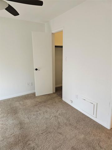 2626 Holly Hall Street 1206, Houston, TX 77054