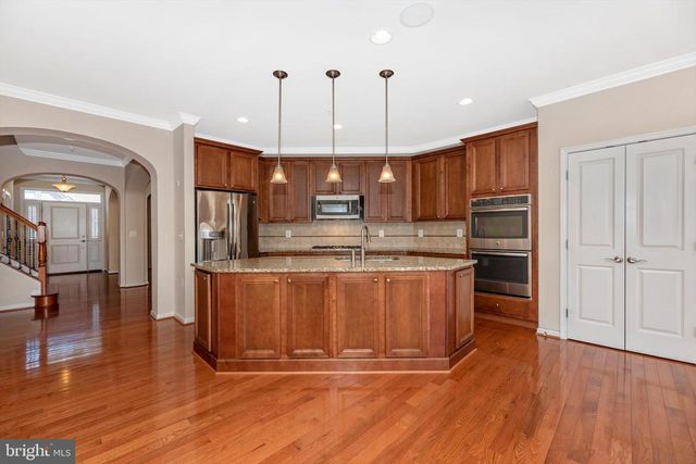 2923 MILL ISLAND PKWY, Frederick, MD 21701