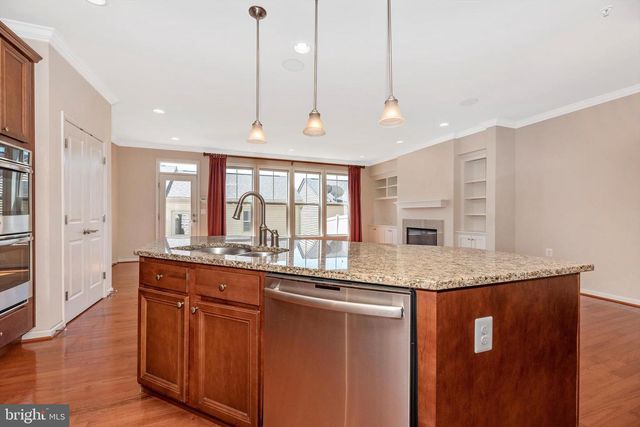 2923 MILL ISLAND PKWY, Frederick, MD 21701