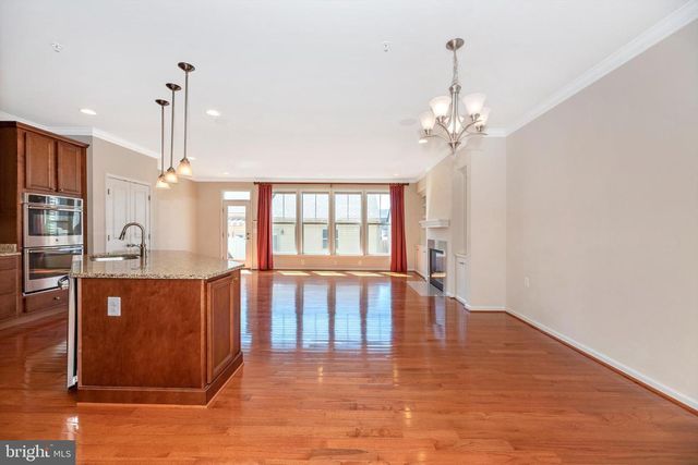 2923 MILL ISLAND PKWY, Frederick, MD 21701