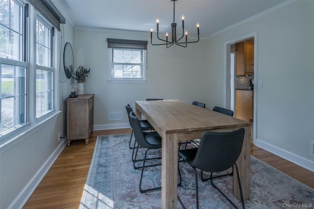 16 Overlook Drive, Warwick, NY 10990