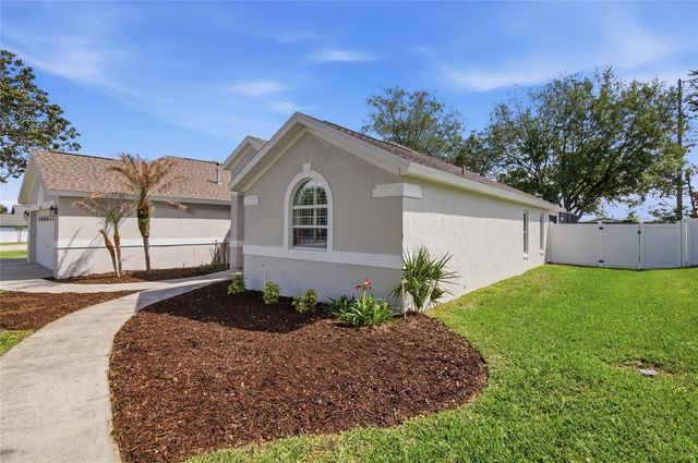 12830 SCOTTISH PINE LANE, Clermont, FL 34711