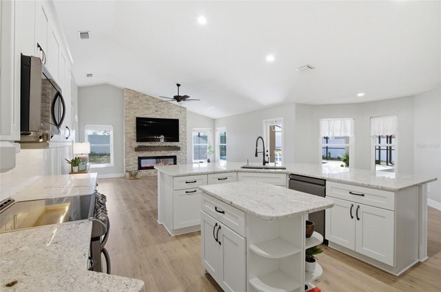 12830 SCOTTISH PINE LANE, Clermont, FL 34711