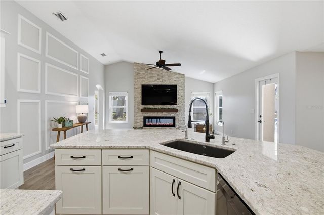 12830 SCOTTISH PINE LANE, Clermont, FL 34711