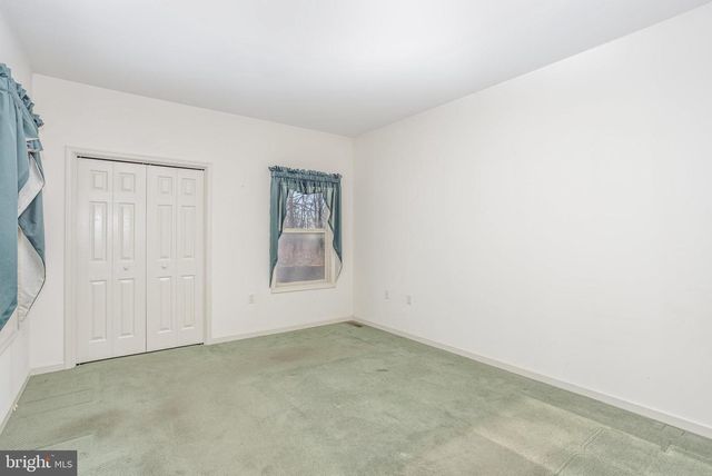 169 LEE ANN CT, Enola, PA 17025