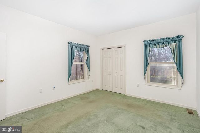 169 LEE ANN CT, Enola, PA 17025