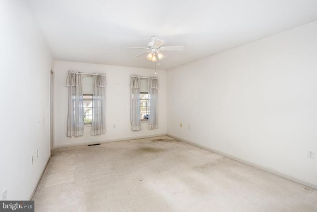 169 LEE ANN CT, Enola, PA 17025