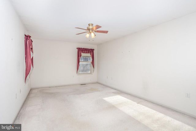 169 LEE ANN CT, Enola, PA 17025