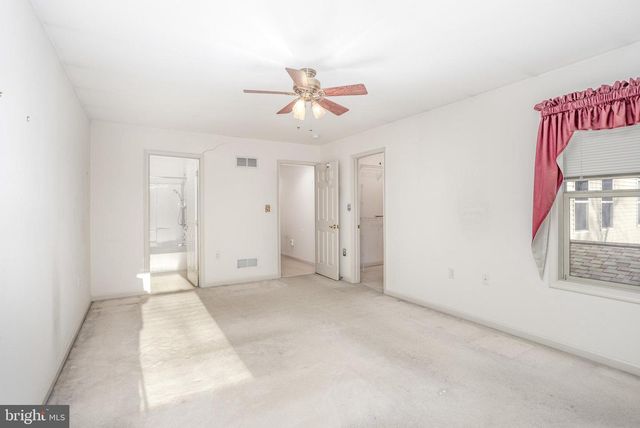 169 LEE ANN CT, Enola, PA 17025