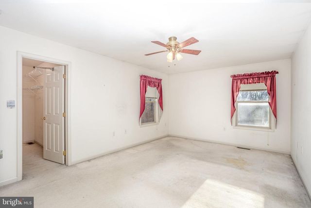 169 LEE ANN CT, Enola, PA 17025