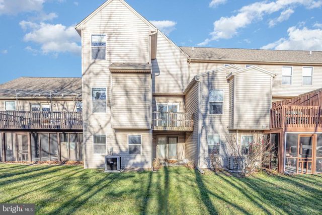 169 LEE ANN CT, Enola, PA 17025