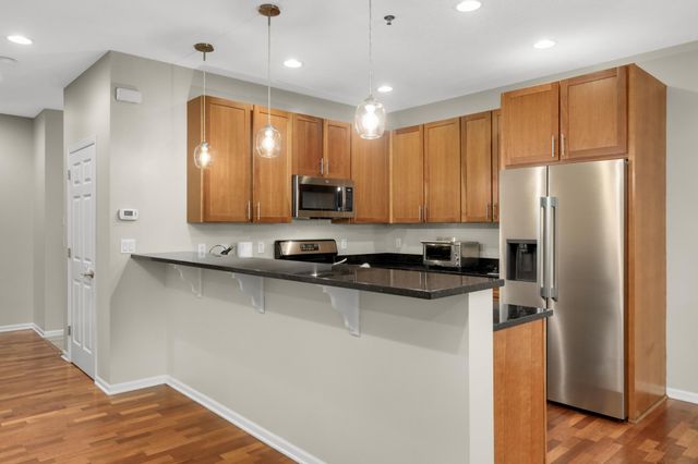 17790 Valley Cove Court, Wayzata, MN 55391