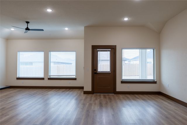 13525 Bonanza Circle, Cresson, TX 76035