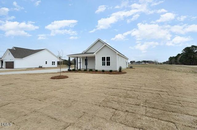 424 Davis Mill Road, Selma, NC 27576
