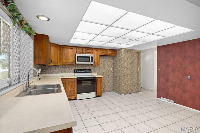 3317 Princeton Drive, Granite City, IL 62040