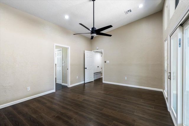 1405 NW Keystone Dr, Lawton, OK 73505