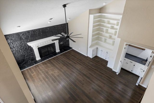 1405 NW Keystone Dr, Lawton, OK 73505