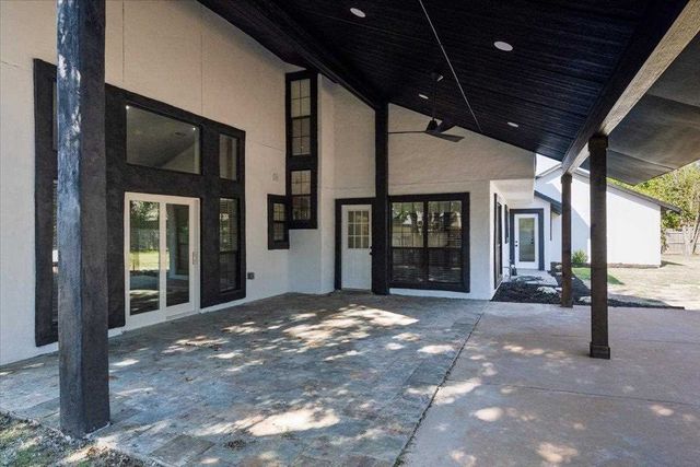 1405 NW Keystone Dr, Lawton, OK 73505