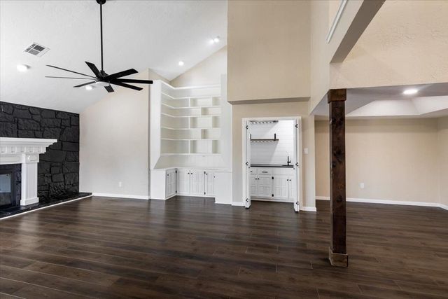 1405 NW Keystone Dr, Lawton, OK 73505