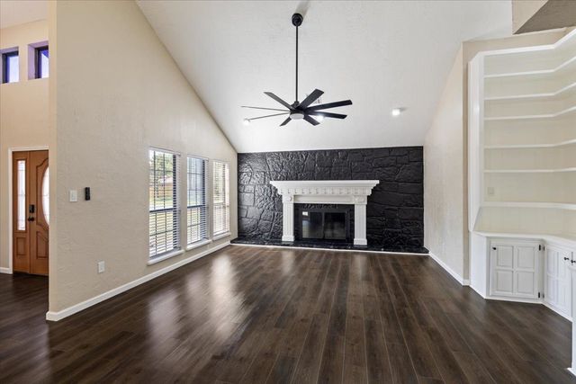 1405 NW Keystone Dr, Lawton, OK 73505