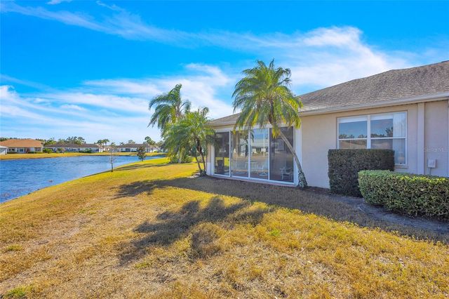 1006 RADISON LAKE DRIVE 6, Sun City Center, FL 33573