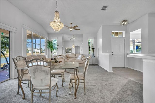 1006 RADISON LAKE DRIVE 6, Sun City Center, FL 33573