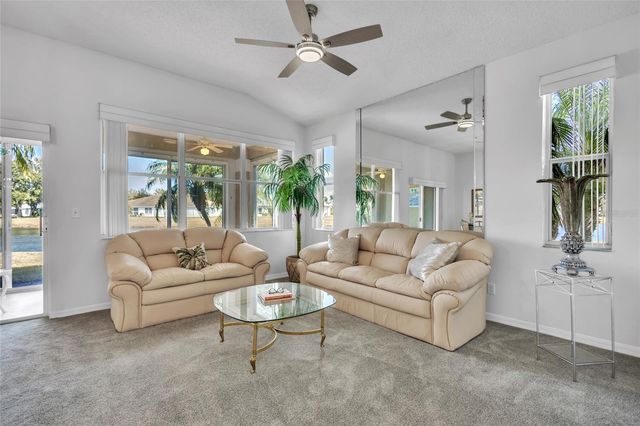 1006 RADISON LAKE DRIVE 6, Sun City Center, FL 33573