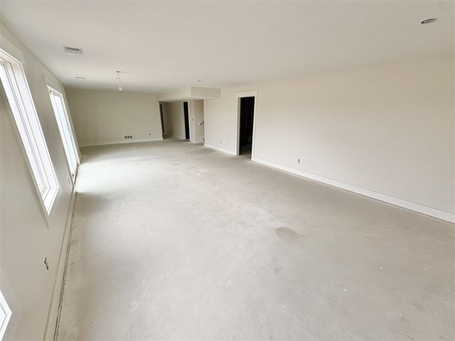 8326 Kettle Hill Court, Alto, MI 49302