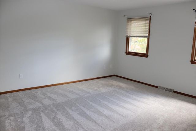 3500 Lafayette Drive, Bethlehem Twp, PA 18020