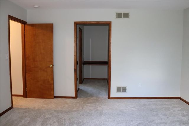 3500 Lafayette Drive, Bethlehem Twp, PA 18020