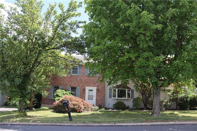 3500 Lafayette Drive, Bethlehem Twp, PA 18020