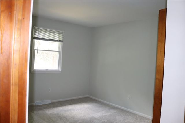3500 Lafayette Drive, Bethlehem Twp, PA 18020
