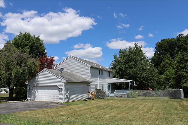3500 Lafayette Drive, Bethlehem Twp, PA 18020
